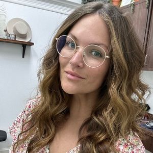 Meet your Posher, Jazzi